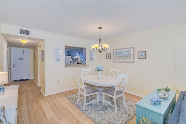 Building Photo - 9940 S Ocean Dr