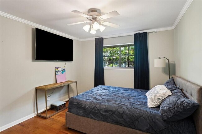 Building Photo - 773 Bocage Ln