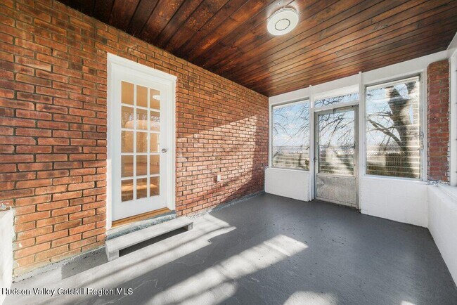 Building Photo - 146 NY-28