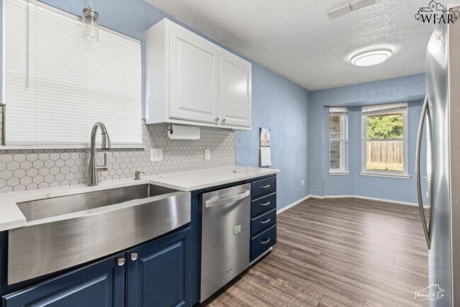 Building Photo - 1 McNabb Cir