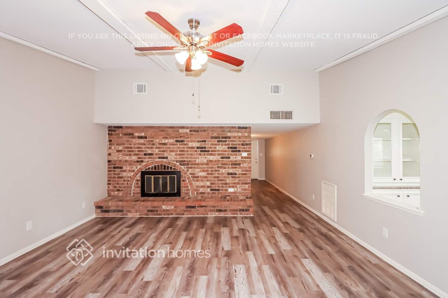 Building Photo - 2706 Pheasant Run