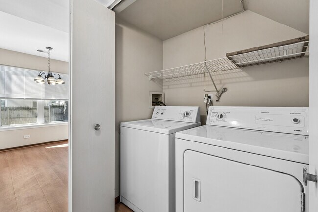 Building Photo - 1317 Spalding Dr