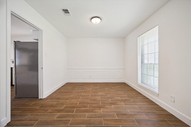 Building Photo - 12315 Whittington Dr