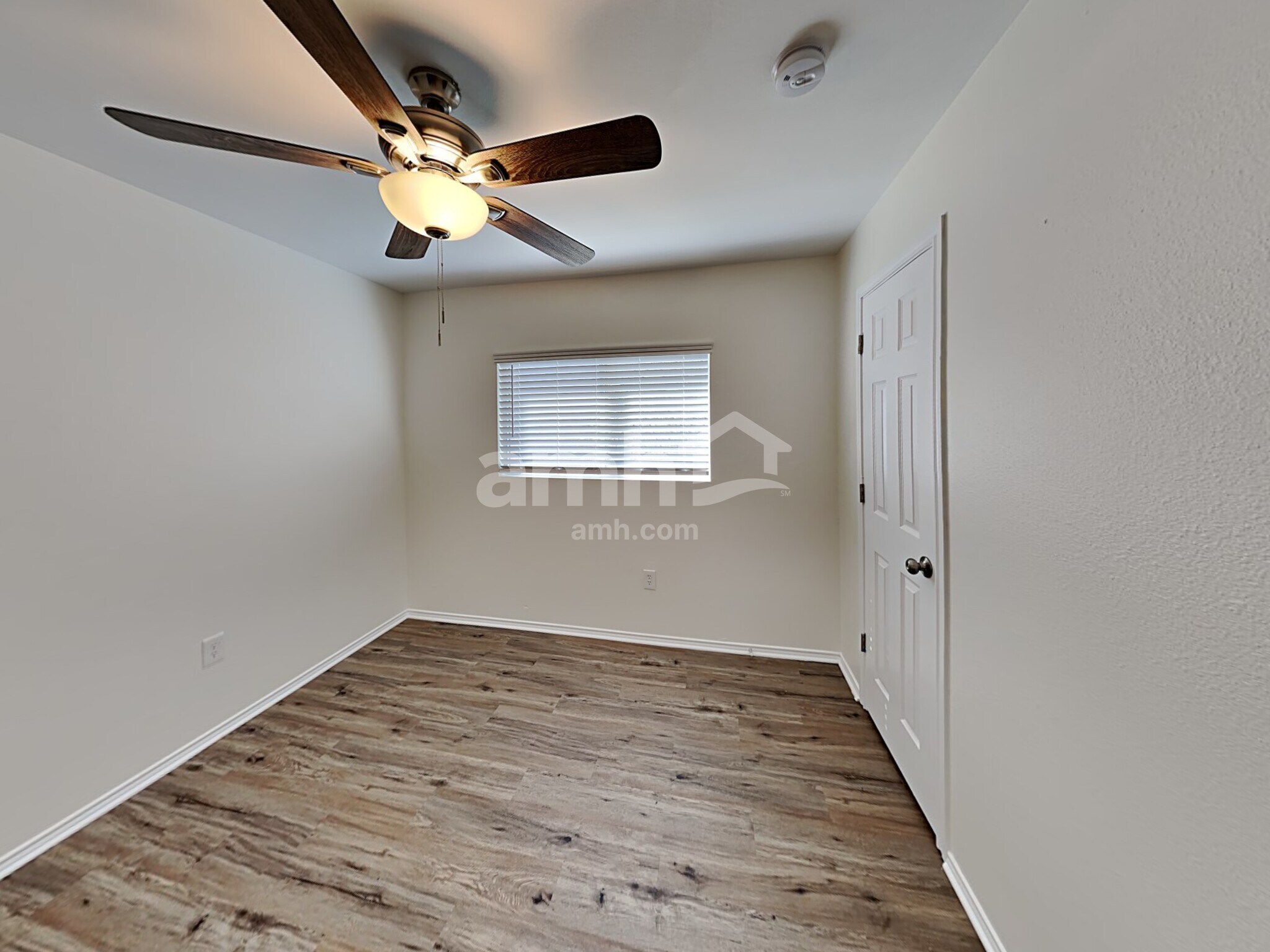 Building Photo - 3530 Lantana Falls