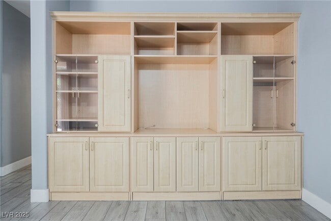 Building Photo - 138 Cam Capri