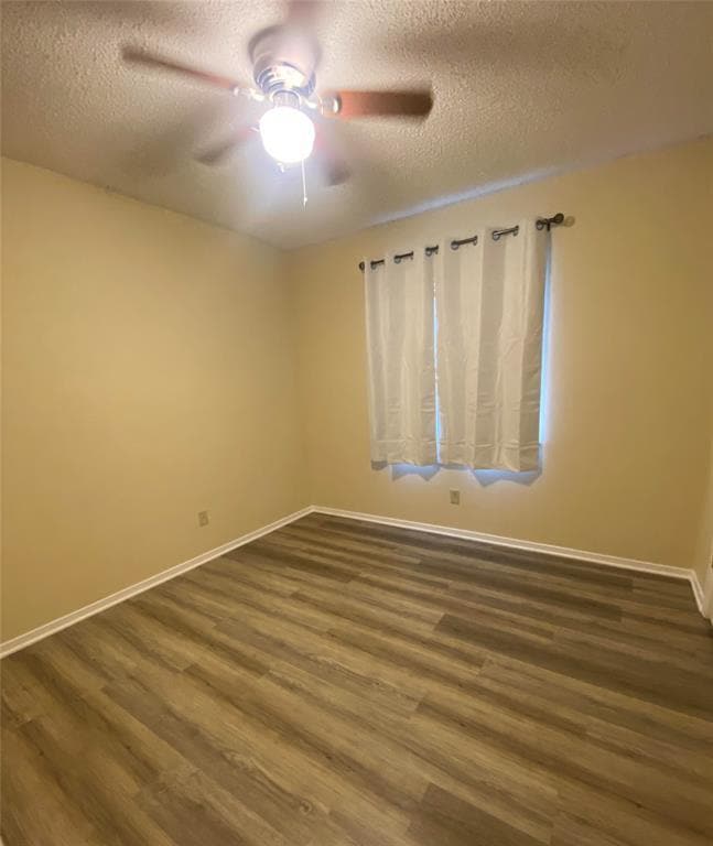 Building Photo - 1806 Sierra Dr