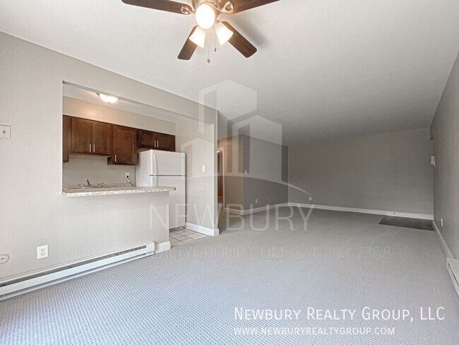 Building Photo - 1459 Poplar St