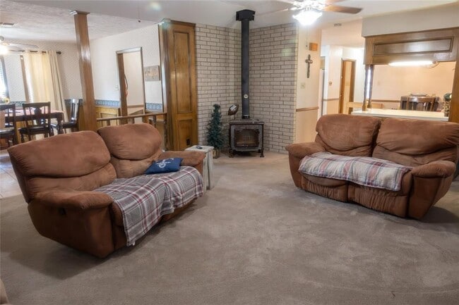 Building Photo - 3225 Terrier Hill Ln