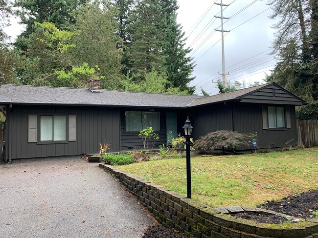 Primary Photo - 910 N 149th St