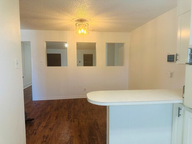 Building Photo - 3718 Monclair Ave