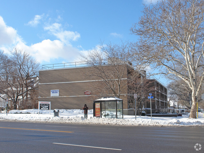 Building Photo - Colony Apartments