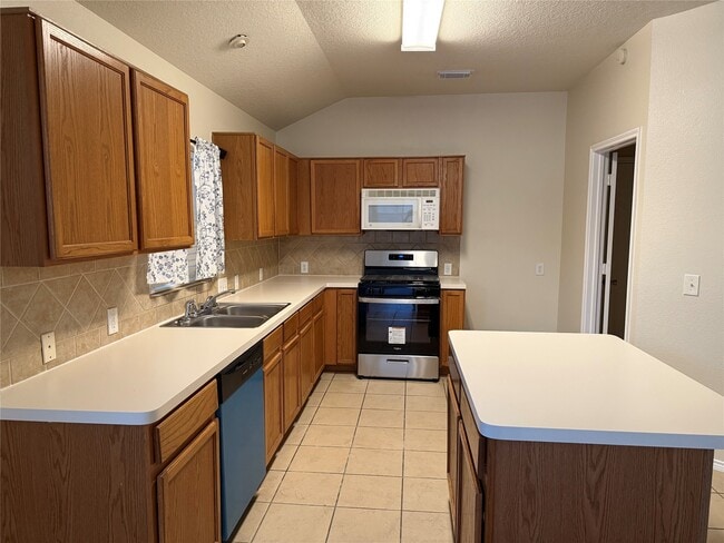 Building Photo - 14963 Sugar Sweet Dr