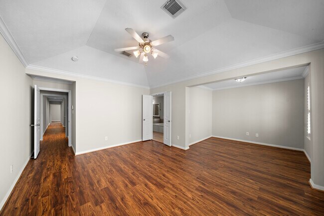 Building Photo - 1517 Asbury St