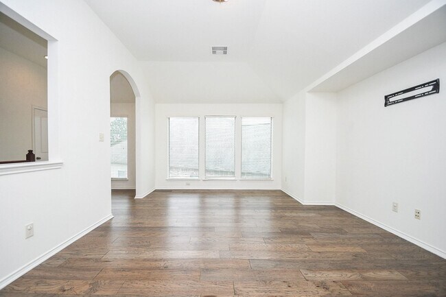 Building Photo - 25643 Winford Estate Dr