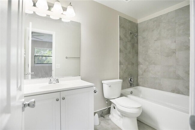 Building Photo - 4163 NW 114th Ave