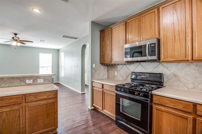 Building Photo - 317 Lava Bed Dr