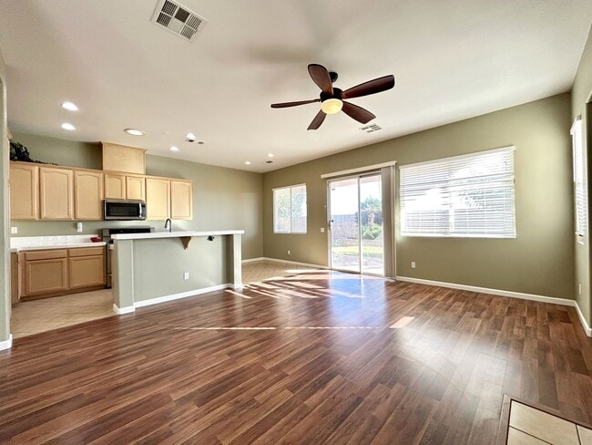 Building Photo - AVAILABLE NOW!! 3 Bedroom 2 Bathroom + Den Home in Desert Hot Springs! MOVE IN SPECIAL HALF OFF O...