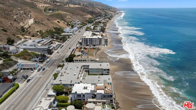 Building Photo - 22630 Pacific Coast Hwy