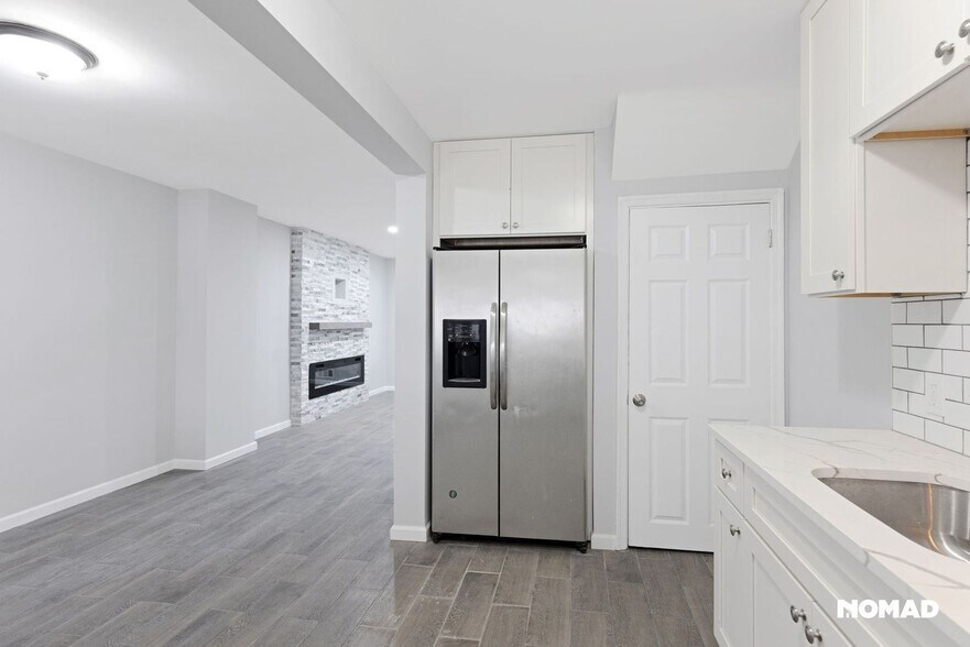 Building Photo - 2207 Firethorn Rd