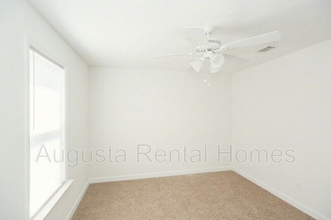 Building Photo - 4011 Wheeler Woods Rd