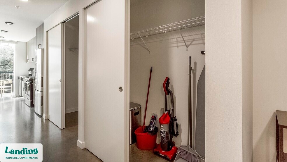 Building Photo - 2301 E Union St