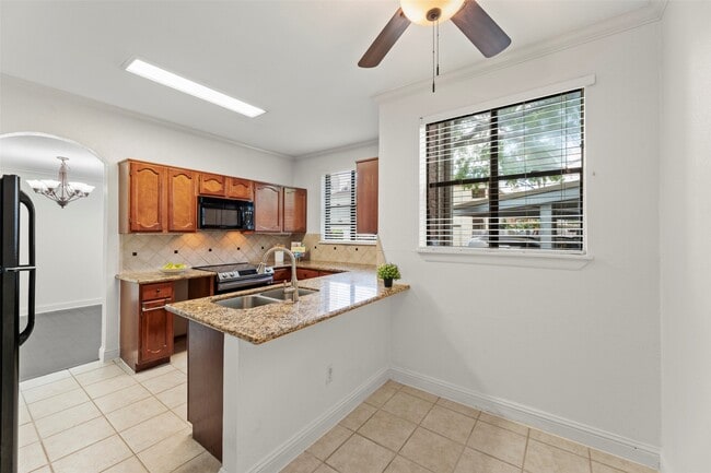 Building Photo - 1881 Bering Dr