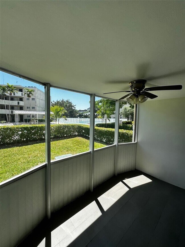 Building Photo - 1680 NE 191st St