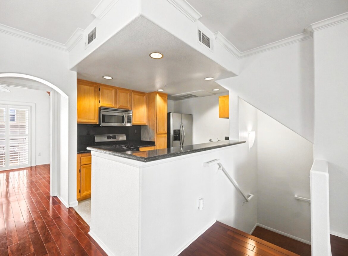 Building Photo - 5200 Premiere Hills Cir