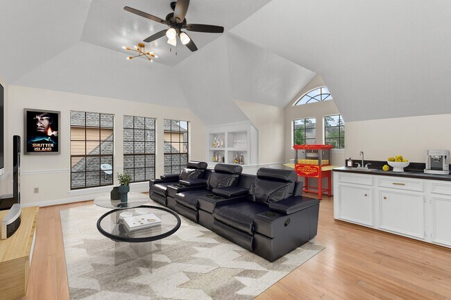 Building Photo - 17402 Wilton Park Ct