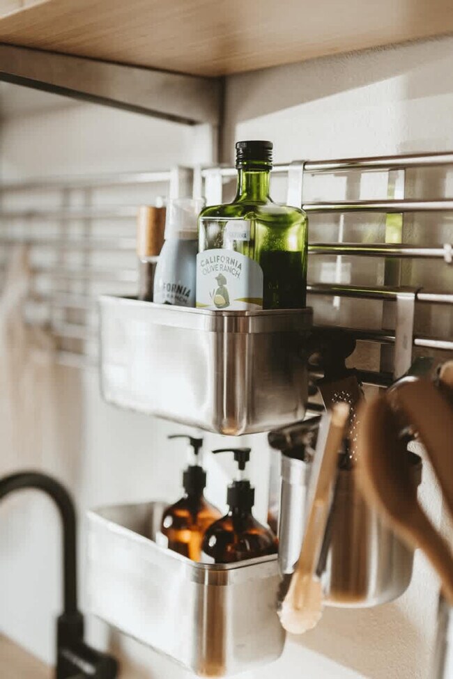 Building Photo - 514 Hook St