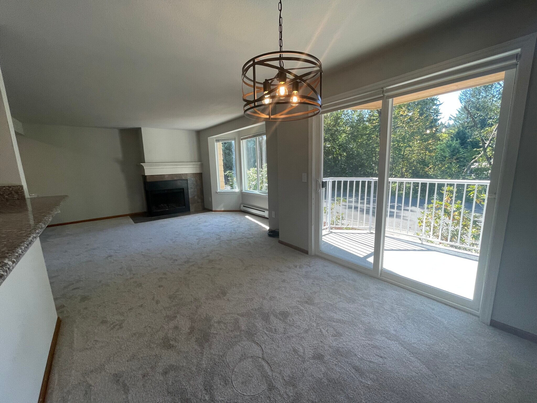 abundant natural light - 280 NW Holly St