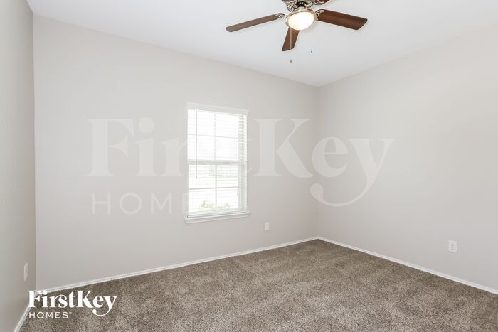 Building Photo - 2407 Georgina Falls Dr