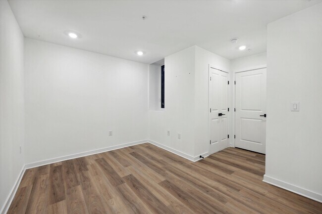 Building Photo - 1514 Master St