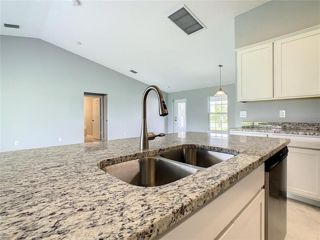 Building Photo - 27307 Tierra Del Fuego Cir