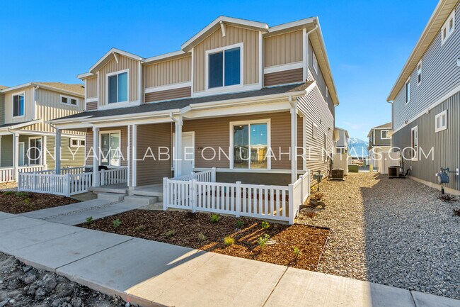 Building Photo - 238 N Colonnade Rd
