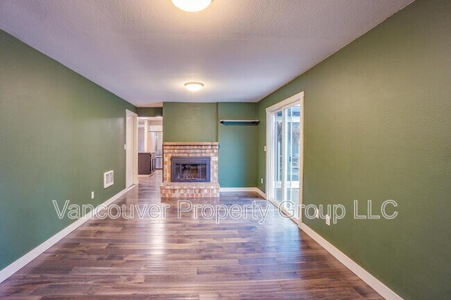 Building Photo - 12509 NE 35th St