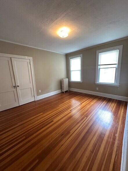 Building Photo - 2 Bretton Rd