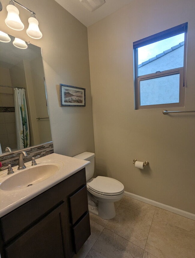 Building Photo - Quail Creek Villa