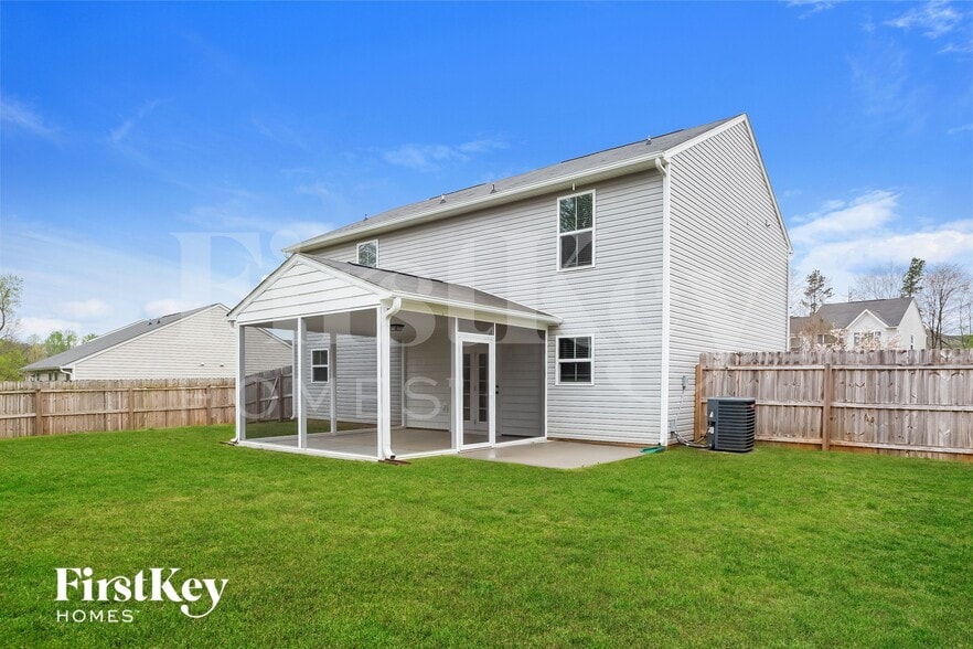 Building Photo - 2397 Willow Pond Ln SE