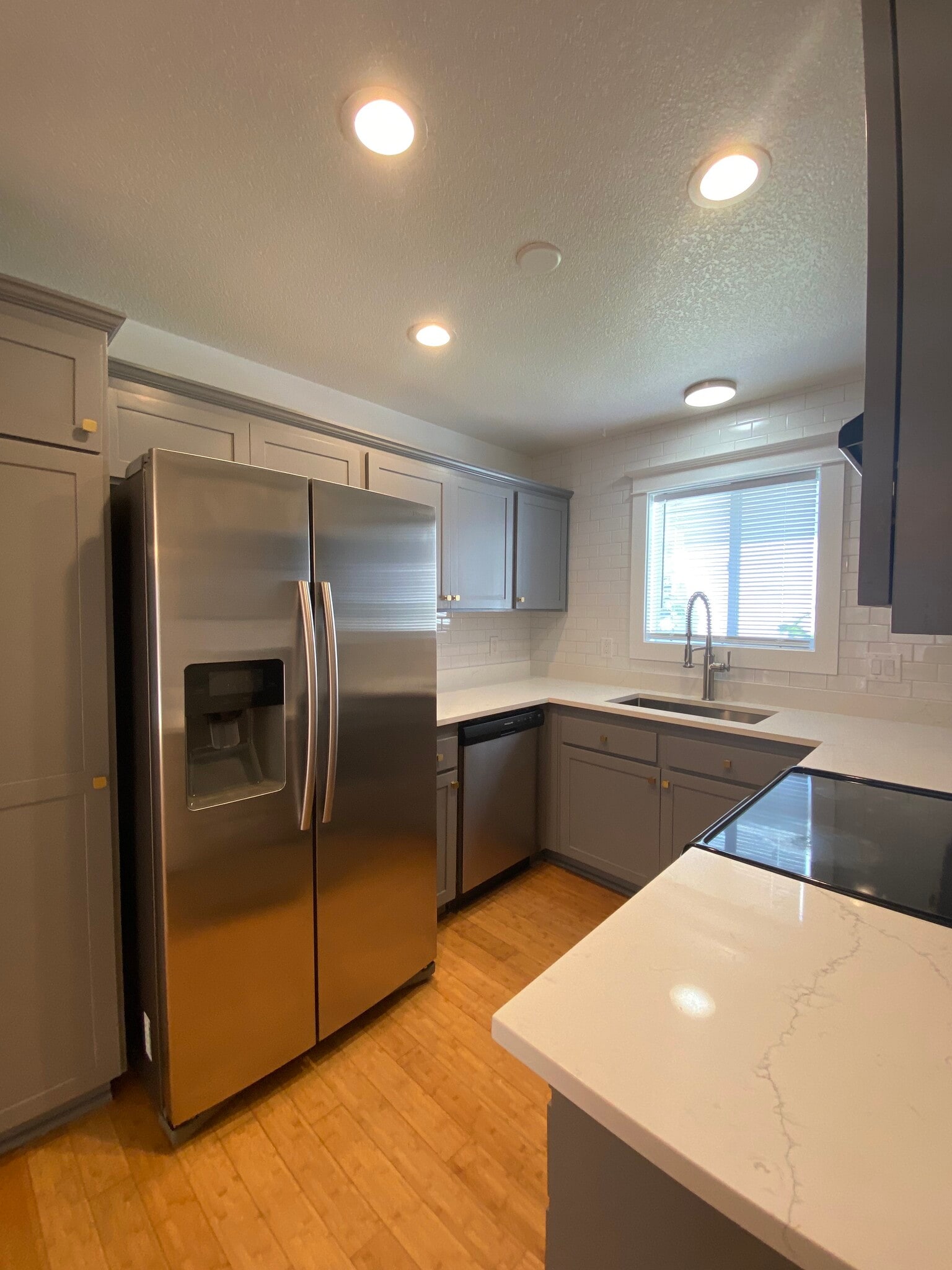 Kitchen - 5023 Northeast 11th Avenue