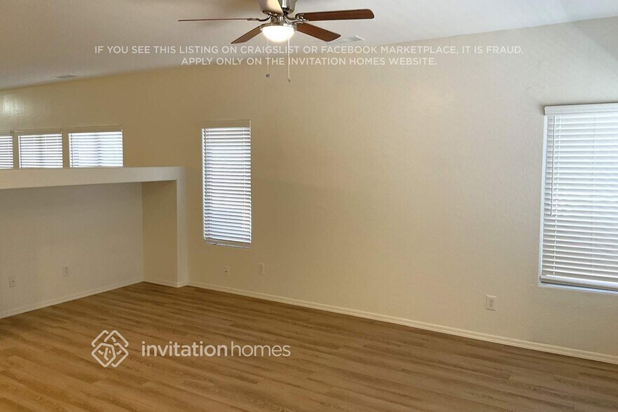 Building Photo - 10266 E Keats Cir