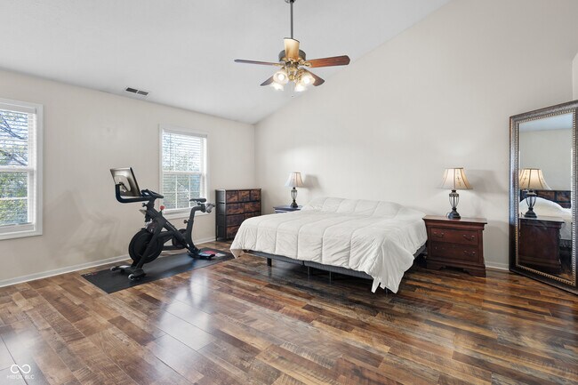 Building Photo - 7913 Meadow Bend Ln