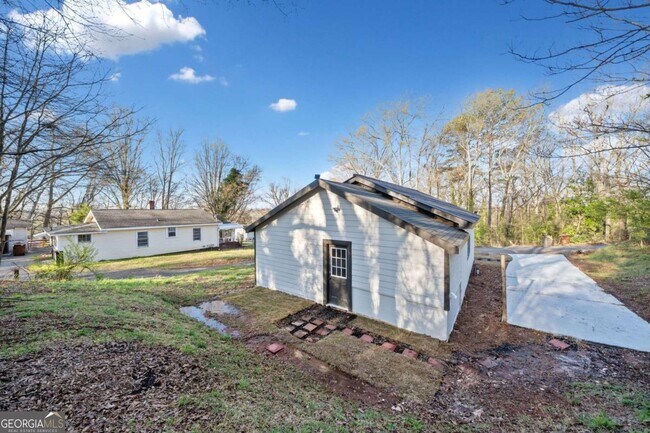 Building Photo - 125 Roosevelt St