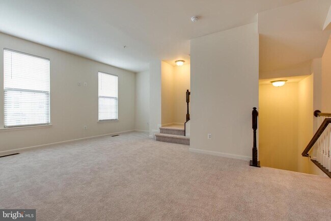 Building Photo - 7231 Winding Hills Dr