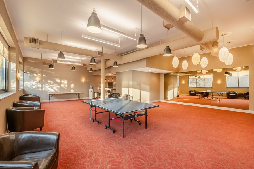 community room - 250 Gorge Rd