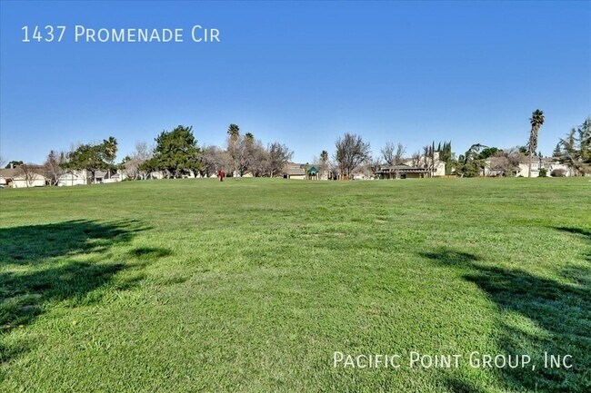 Building Photo - 1437 Promenade Cir