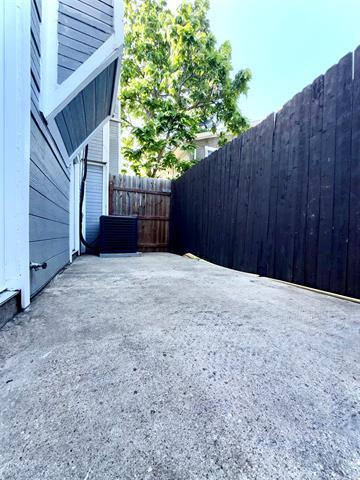 Building Photo - 4626 San Jacinto St