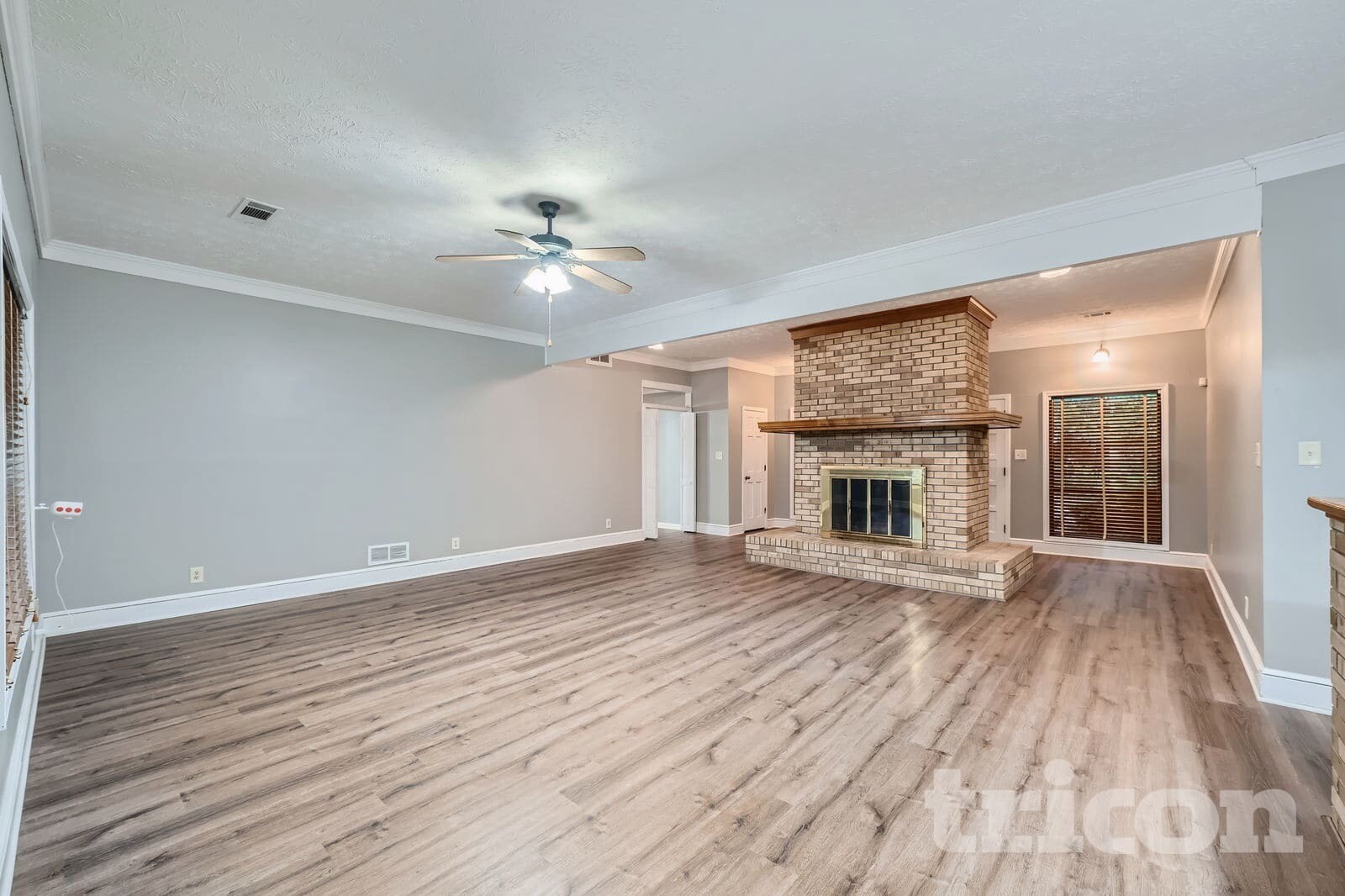 Building Photo - 3944 River Dr SW