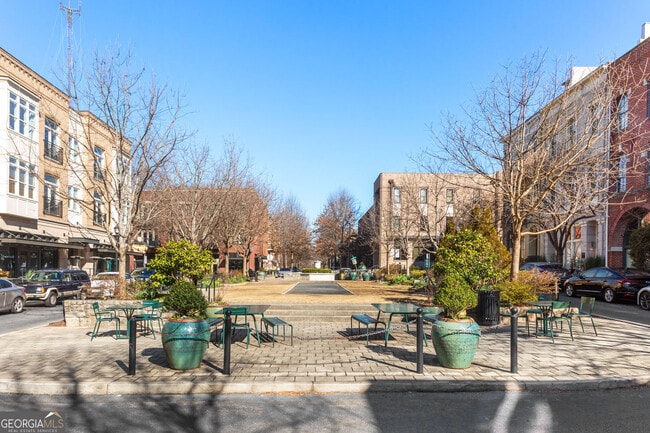 Building Photo - 1446 Metropolitan Ave SE