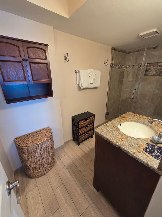 Building Photo - DOLPHIN RUN CONDOMINIUM